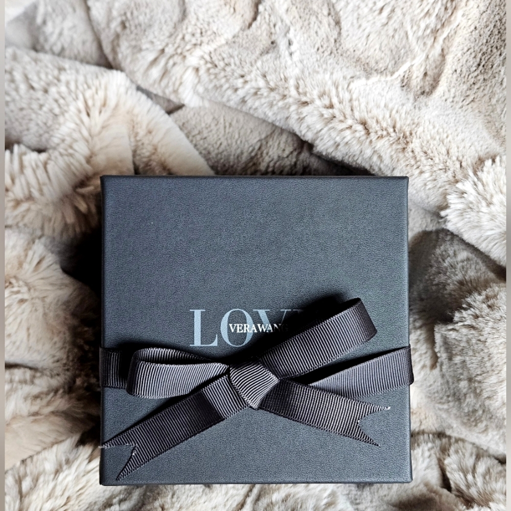 ♡Brand New♡- Vera Wang Love - Empty Ring Boxes